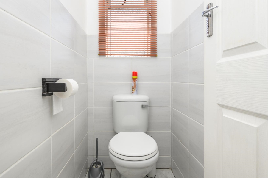 2 Bedroom Property for Sale in South End Eastern Cape